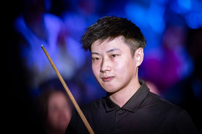 通过坚持与 通过坚持与