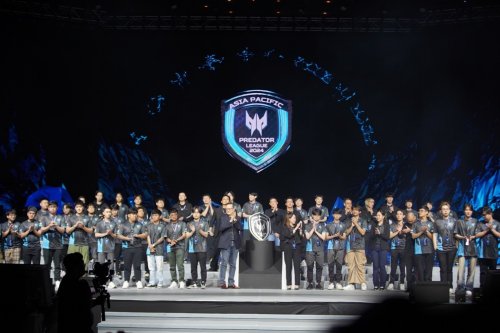 承担着巨大 承担着巨大